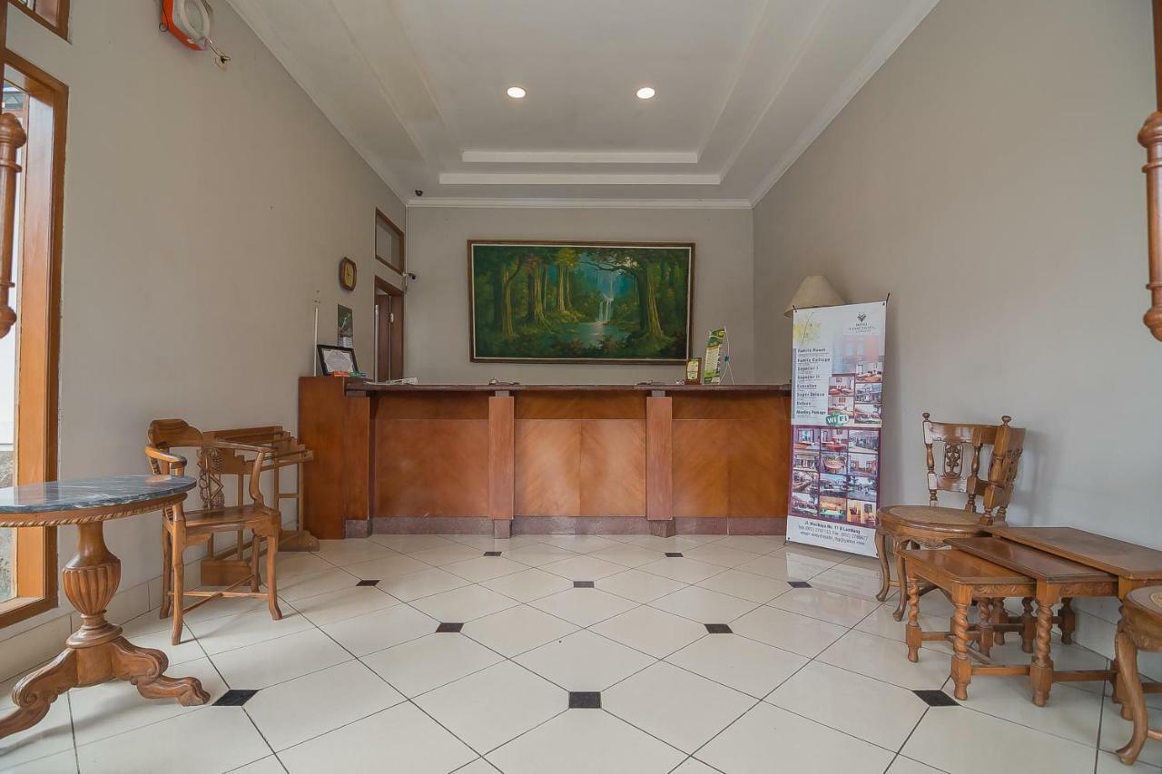 Yehezkiel Hotel Lembang Mitra Reddoorz Екстериор снимка