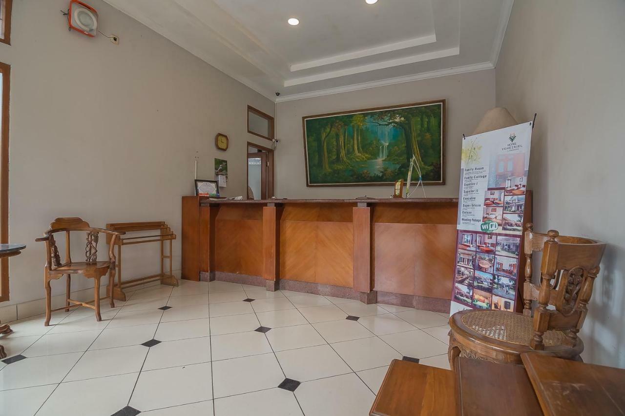 Yehezkiel Hotel Lembang Mitra Reddoorz Екстериор снимка